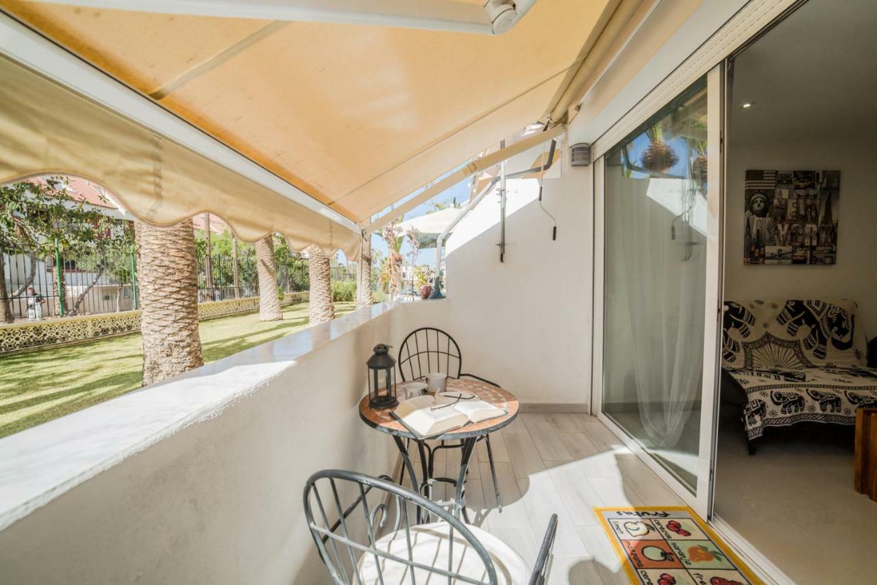 Un dormitorio en Playa de las Américas Costa Adeje  Esterno foto